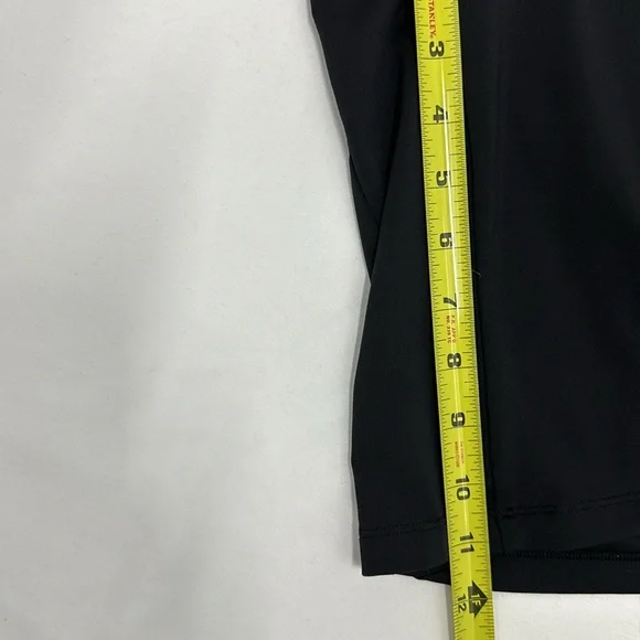 Lululemon Fundamental Short - Picture 5 of 11